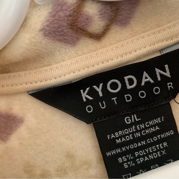 Kyodan Printed Long Fleece Jacket - Picture 8 of 9